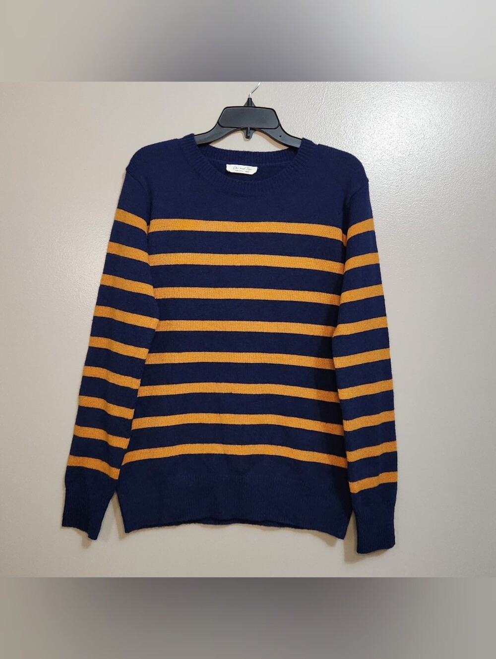 Doe & Rae Navy & Mustard Striped Crewneck Sweater Size Medium